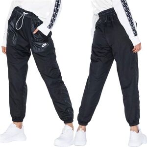 Nike Cargo Rebel jogger pant